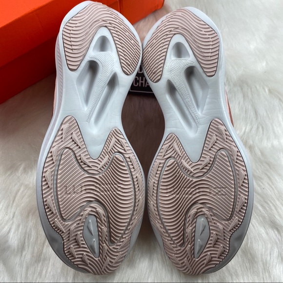 Nike Zoom Gravity Pink Athletic Shoes - Picture 6 of 6